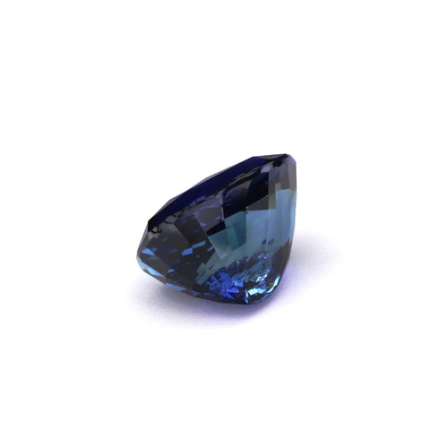 2.38 ct royal blue oval sapphire, photo 2 of 3